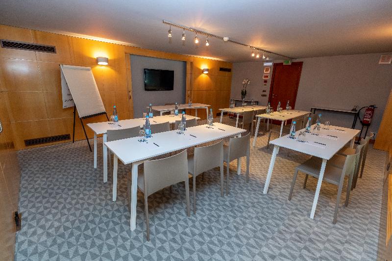 هتل Dom Carlos Liberty