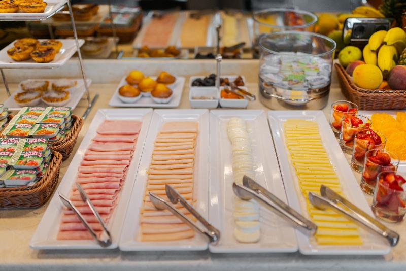 هتل Dom Carlos Liberty