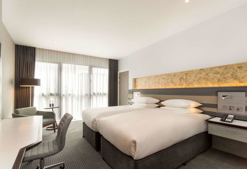 فندق Doubletree By Hilton Edinburgh  Queensferry Crossing