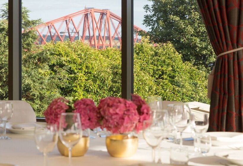 Отель Doubletree By Hilton Edinburgh  Queensferry Crossing