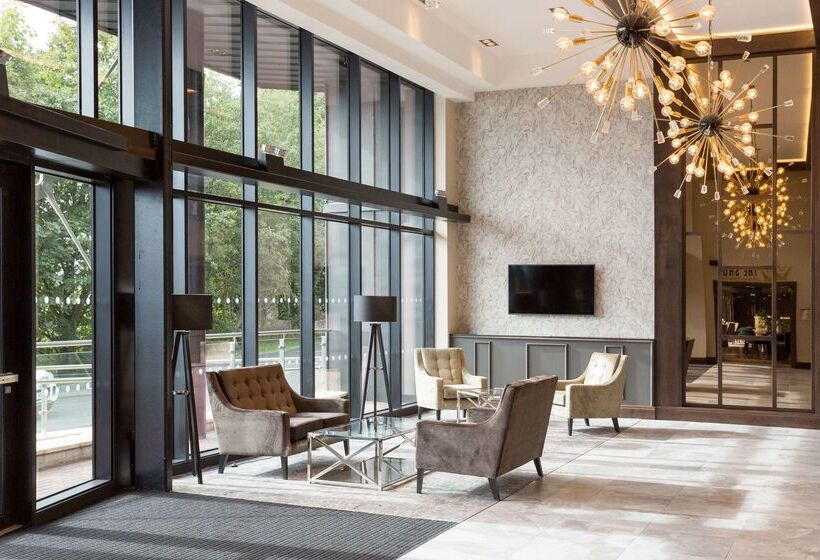 فندق Doubletree By Hilton Edinburgh  Queensferry Crossing