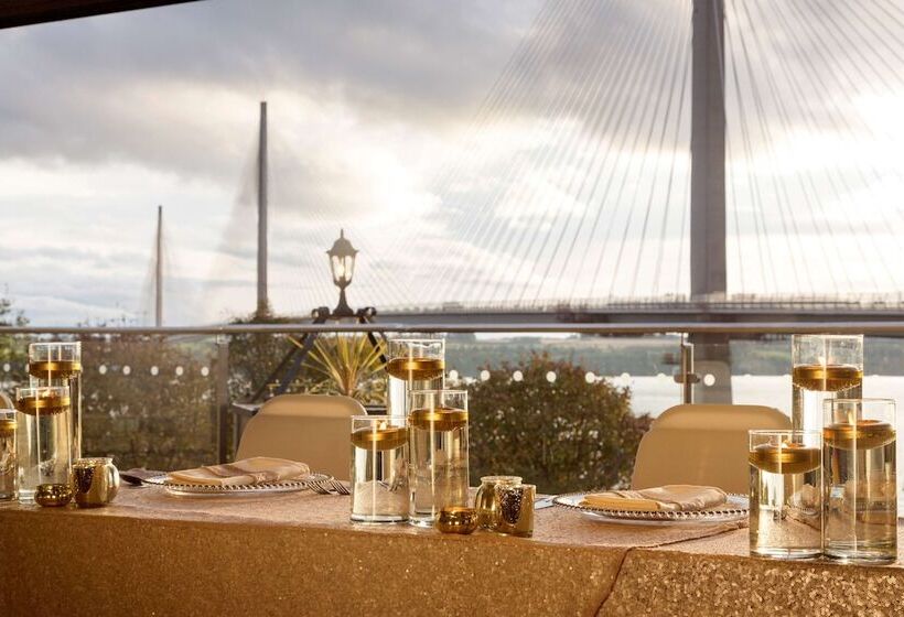 Отель Doubletree By Hilton Edinburgh Queensferry Crossing