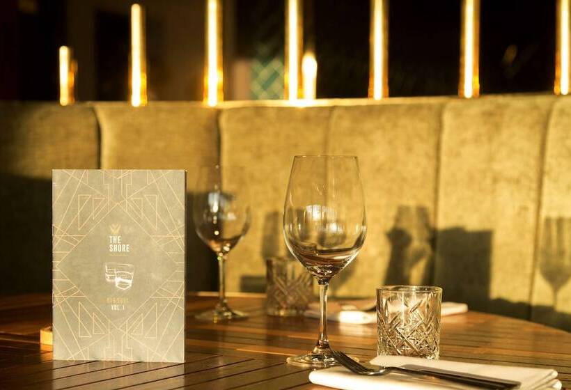 Отель Doubletree By Hilton Edinburgh Queensferry Crossing