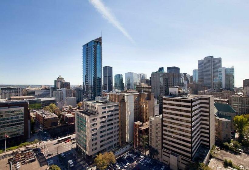 בית מלון כפרי Doubletree By Hilton Montreal