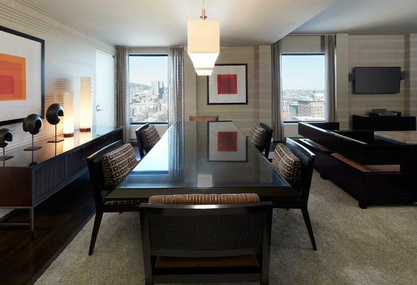 בית מלון כפרי Doubletree By Hilton Montreal