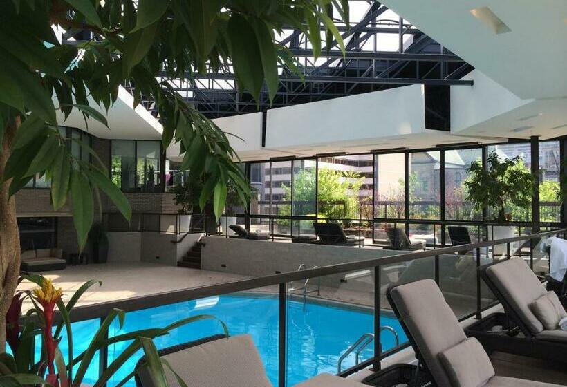 בית מלון כפרי Doubletree By Hilton Montreal