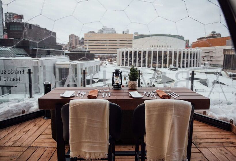 בית מלון כפרי Doubletree By Hilton Montreal