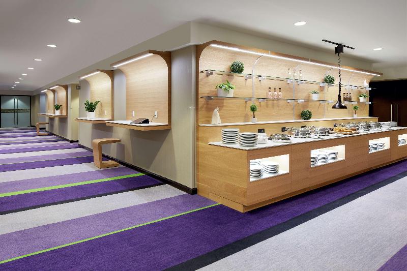 בית מלון כפרי Doubletree By Hilton Montreal