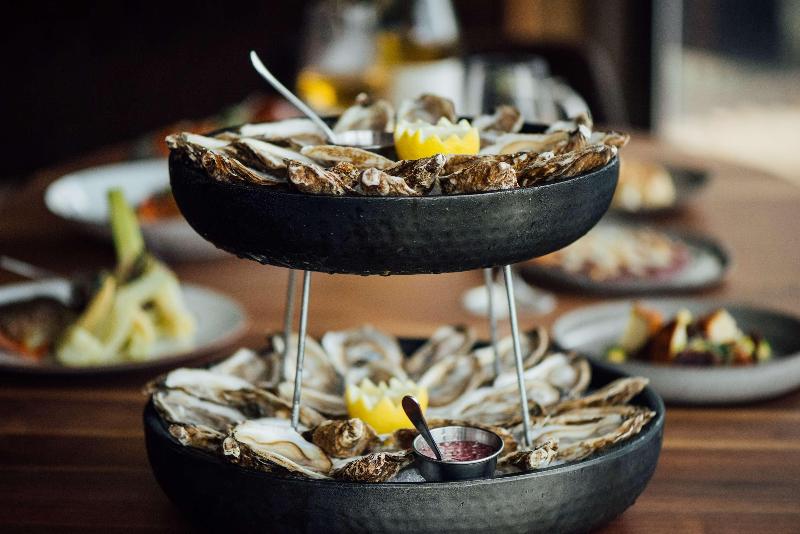 בית מלון כפרי Doubletree By Hilton Montreal