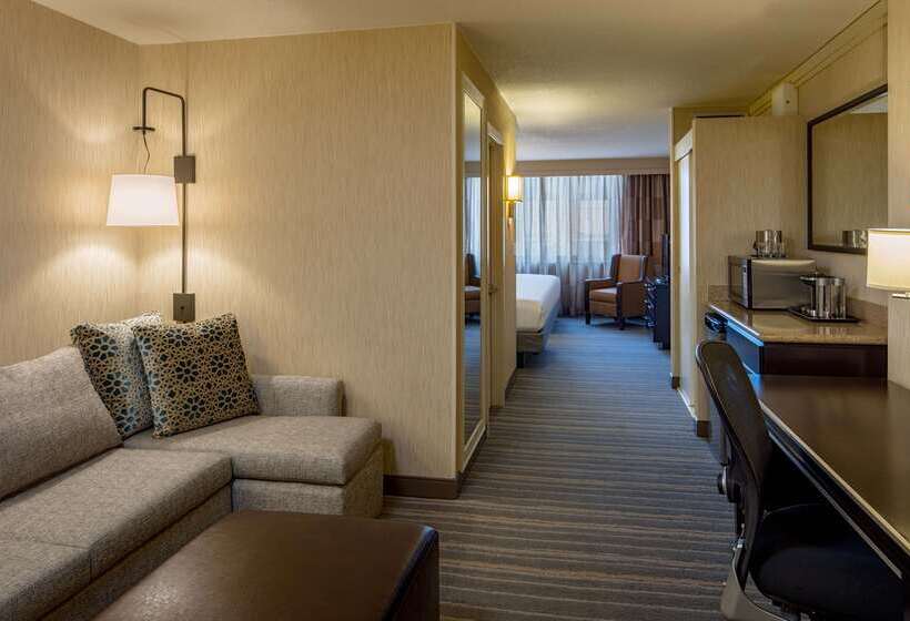호텔 Doubletree Suites By Hilton Minneapolis Downtown
