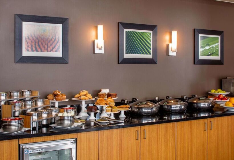 호텔 Doubletree Suites By Hilton Minneapolis Downtown