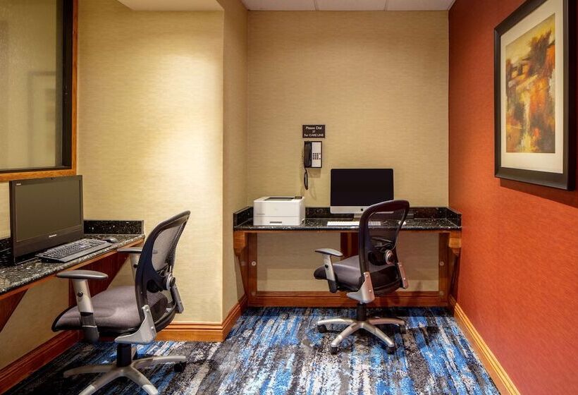 호텔 Doubletree Suites By Hilton Minneapolis Downtown