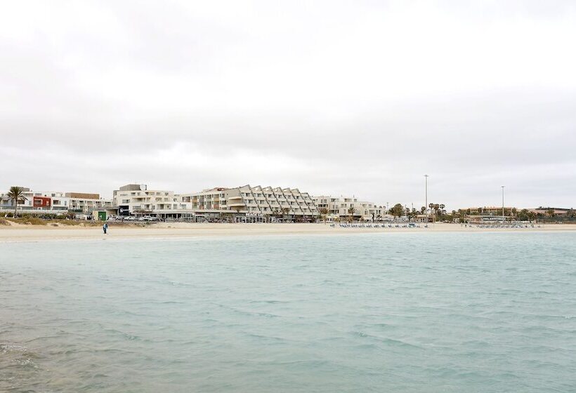 בית מלון כפרי Eurostars Las Salinas