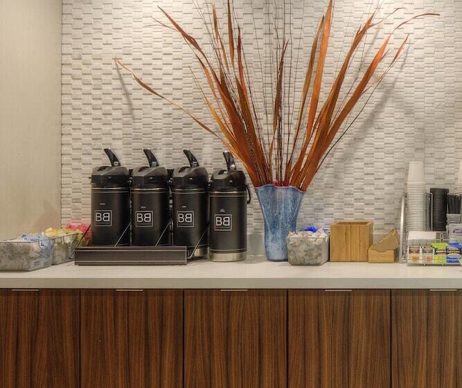 فندق Fairfield Inn & Suites By Marriott Winston Salem Downtown