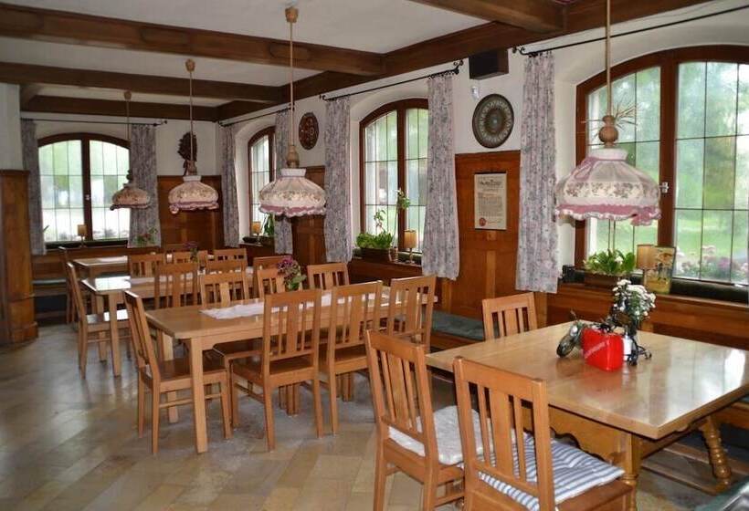 בית מלון כפרי Gasthof Zur Linde