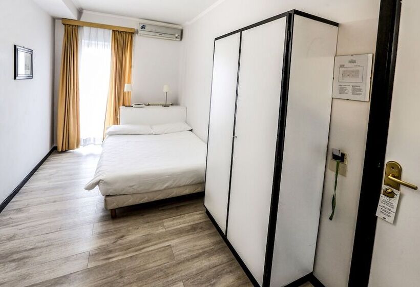 בית מלון כפרי Giardino D Europa