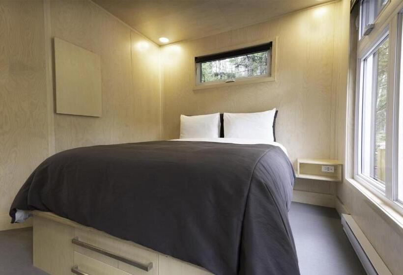 בית מלון כפרי Gite Du Montalbert Sepaq