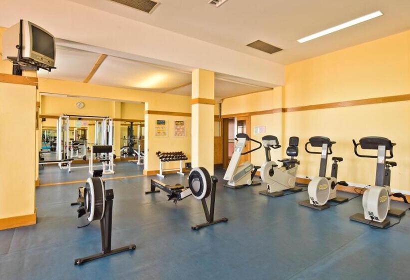 酒店 Golden Tulip Caramulo