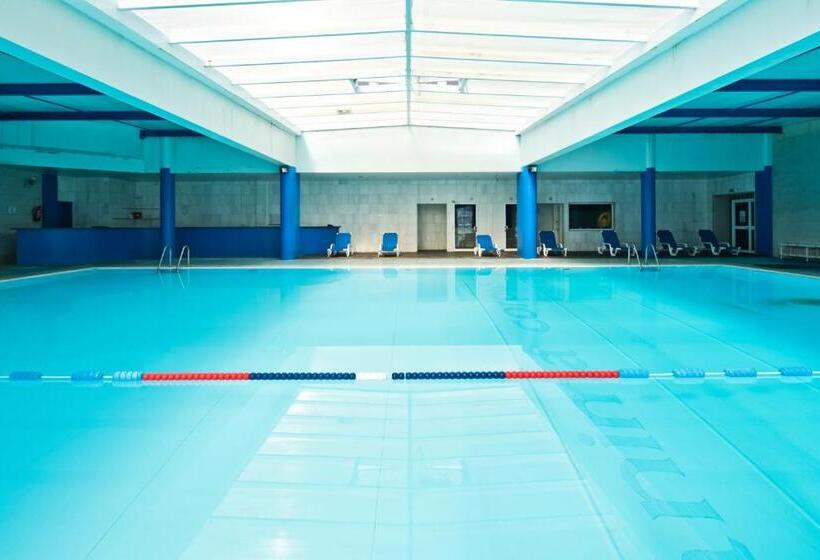 酒店 Golden Tulip Caramulo