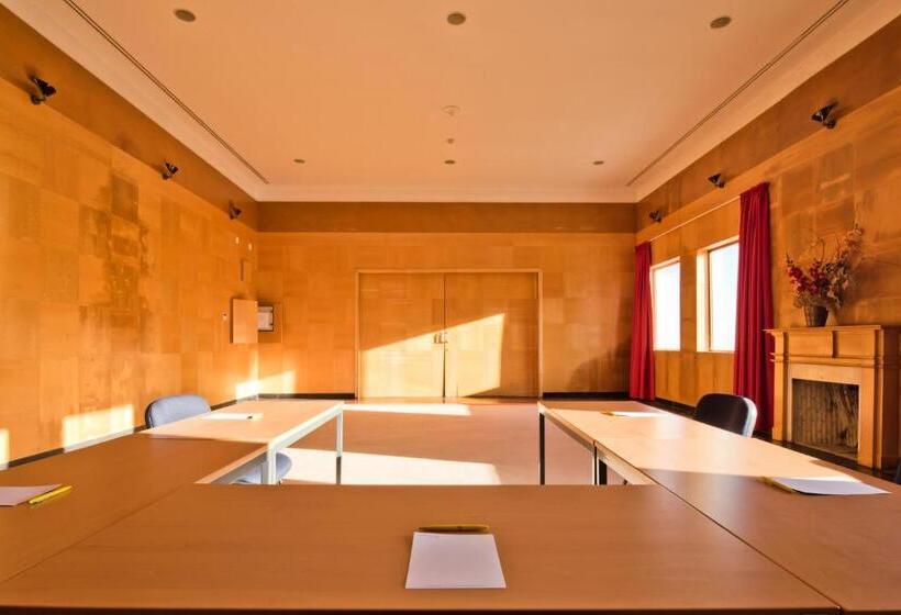 酒店 Golden Tulip Caramulo