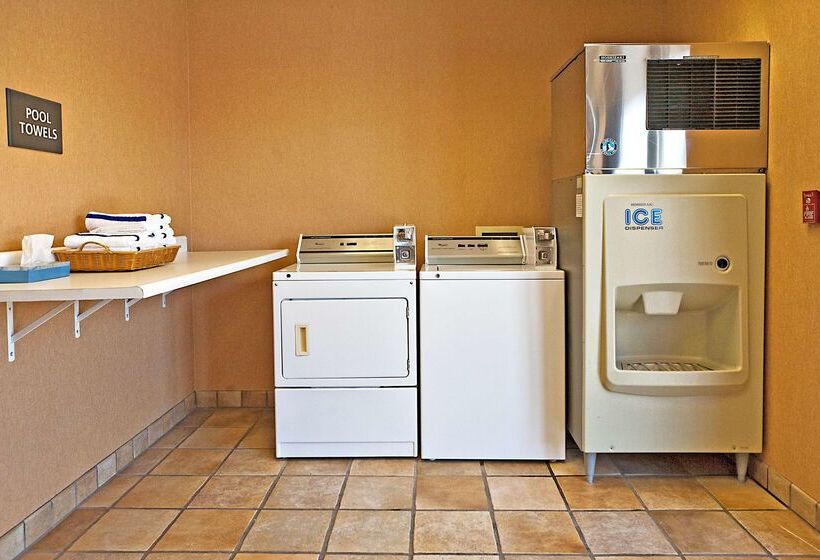 酒店 Hampton Inn Kayenta