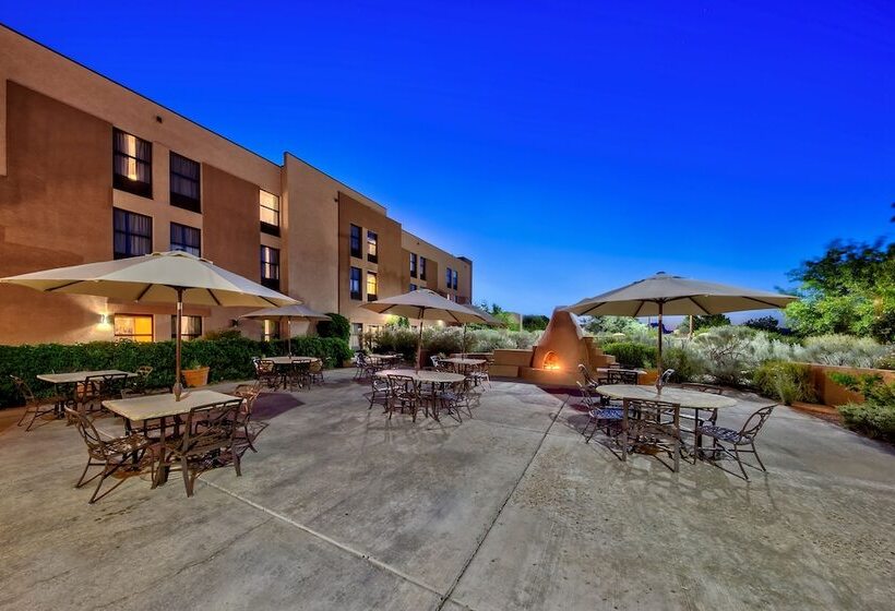 酒店 Hampton Inn Kayenta