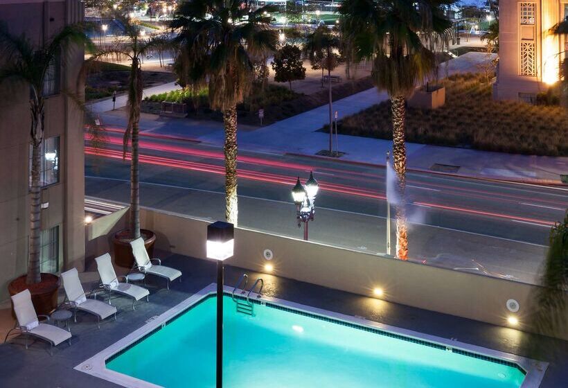 هتل Hampton Inn San Diego Downtown