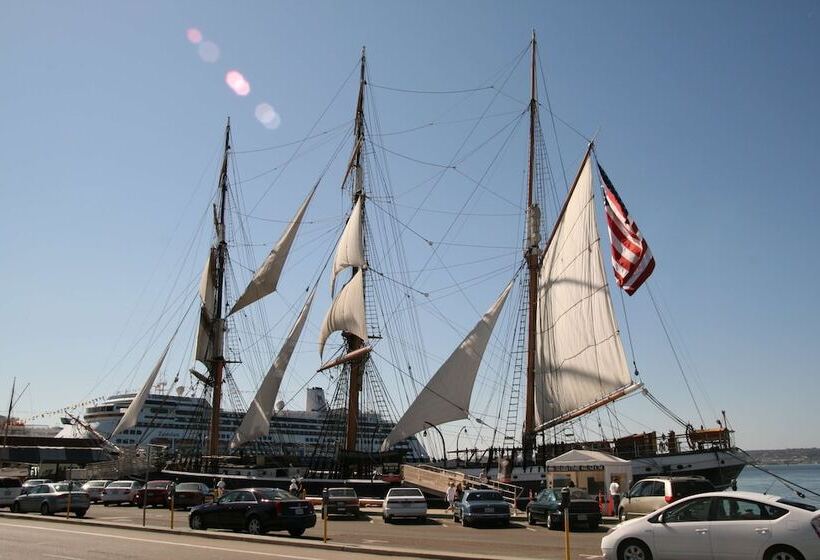 هتل Hampton Inn San Diego Downtown