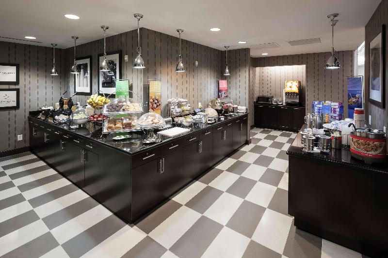 בית מלון כפרי Hampton Inn San Diego Downtown