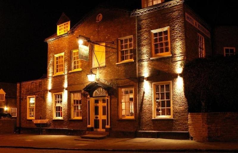 Отель Hare And Hounds Newbury