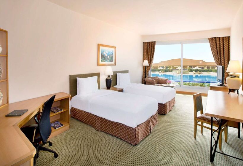 Отель Hilton Alexandria Green Plaza