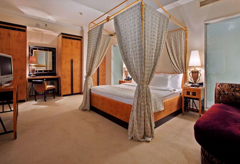 Отель Hilton Alexandria Green Plaza