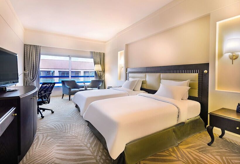 Отель Hilton Alexandria Green Plaza