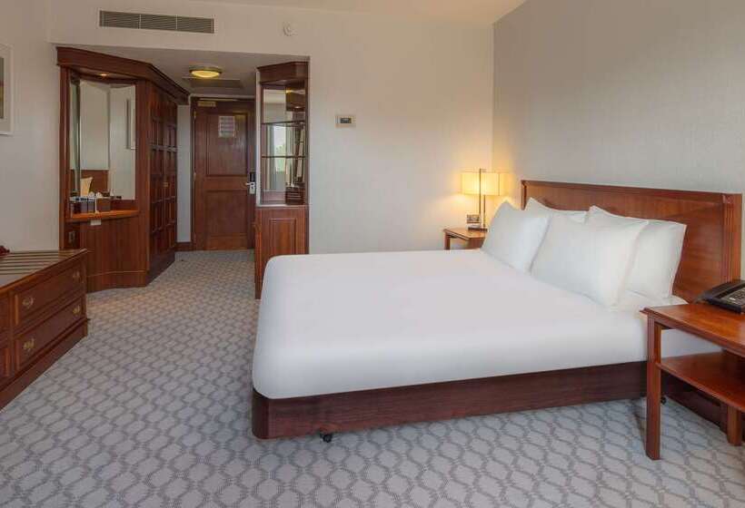 هتل Hilton East Midlands Airport