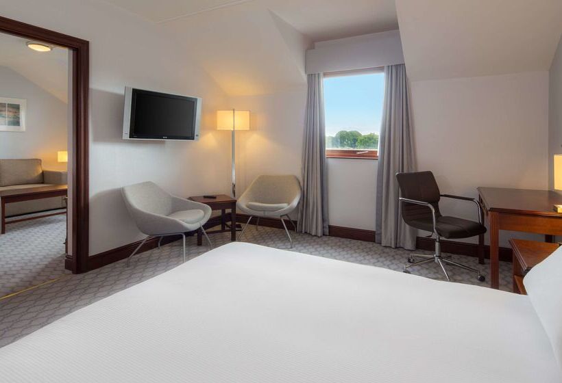 هتل Hilton East Midlands Airport