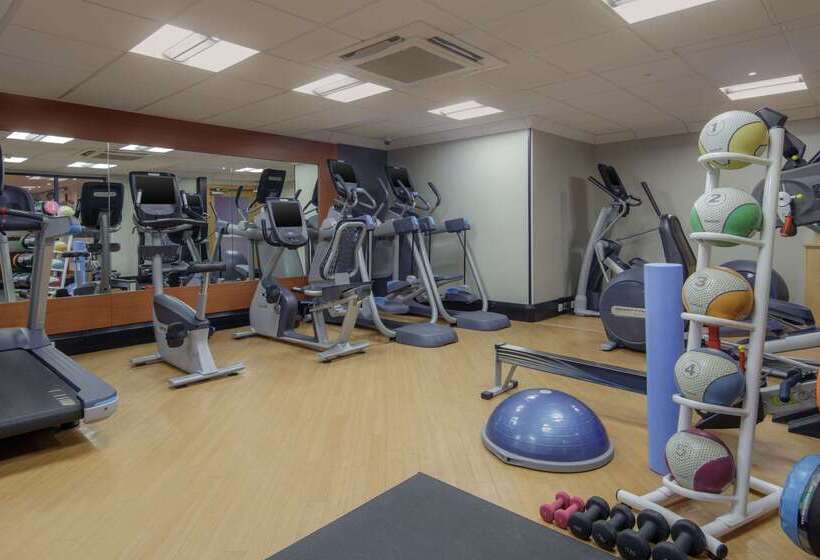 هتل Hilton East Midlands Airport