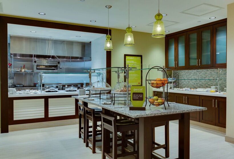 בית מלון כפרי Hilton Garden Inn Daytona Beach Oceanfront