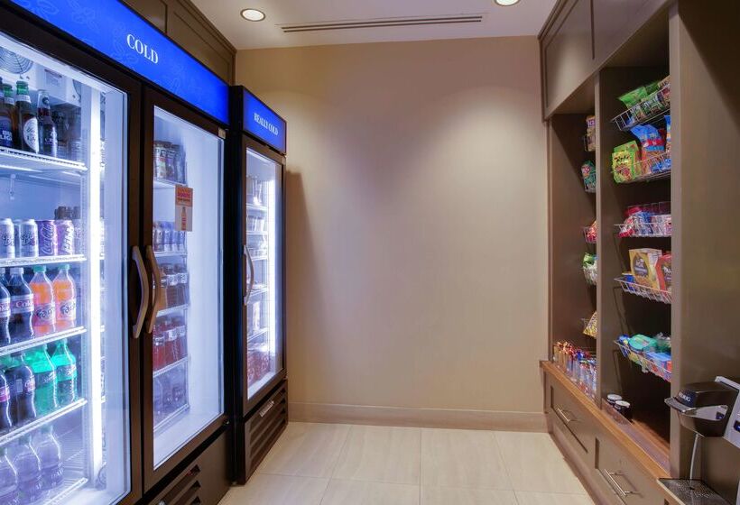 בית מלון כפרי Hilton Garden Inn Daytona Beach Oceanfront