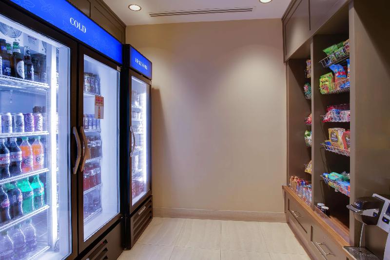 בית מלון כפרי Hilton Garden Inn Daytona Beach Oceanfront