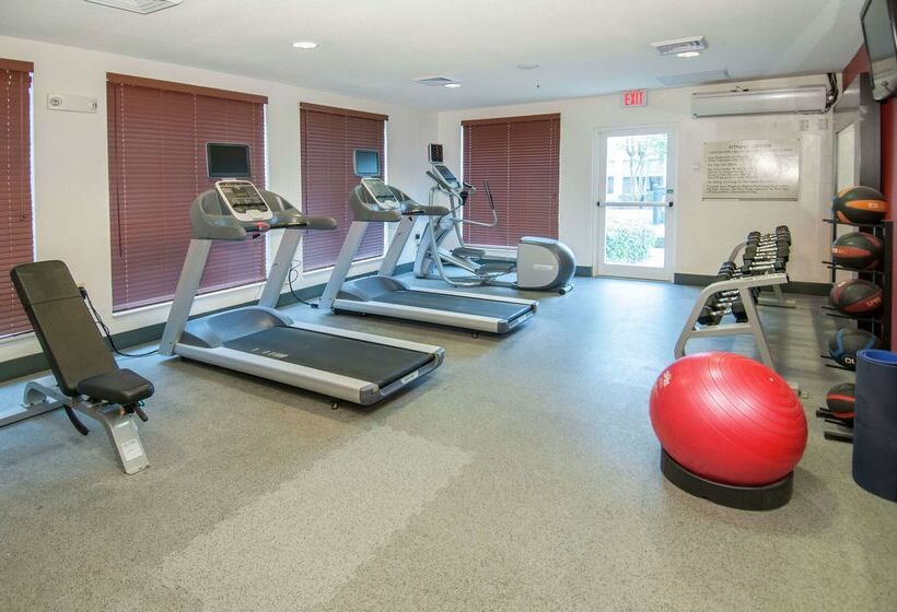 酒店 Wyndham Garden New Orleans Airport