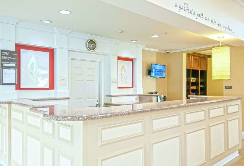 酒店 Wyndham Garden New Orleans Airport