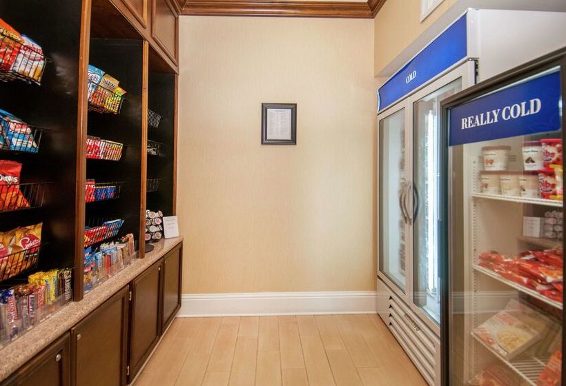 فندق Wyndham Garden New Orleans Airport