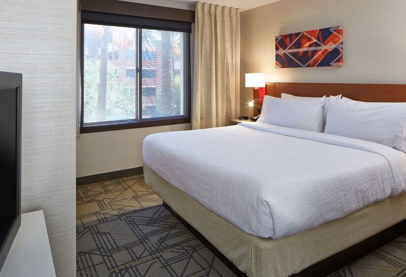 בית מלון כפרי Hilton Garden Inn Scottsdale Old Town