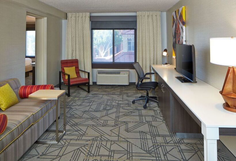 בית מלון כפרי Hilton Garden Inn Scottsdale Old Town