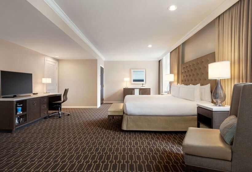 هتل Hilton New Orleans/st. Charles Avenue