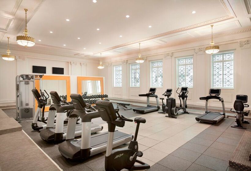 هتل Hilton New Orleans/st. Charles Avenue