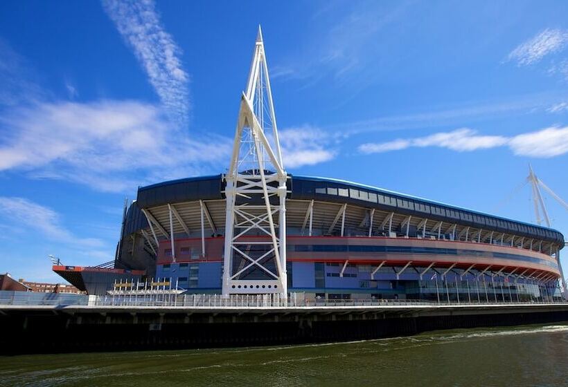 酒店 Holiday Inn Cardiff City, An Ihg