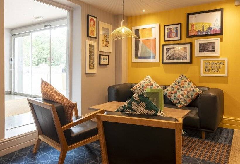 酒店 Holiday Inn Cardiff City, An Ihg