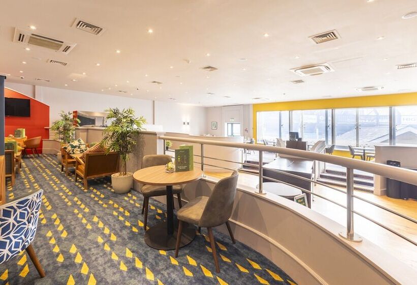 酒店 Holiday Inn Cardiff City, An Ihg