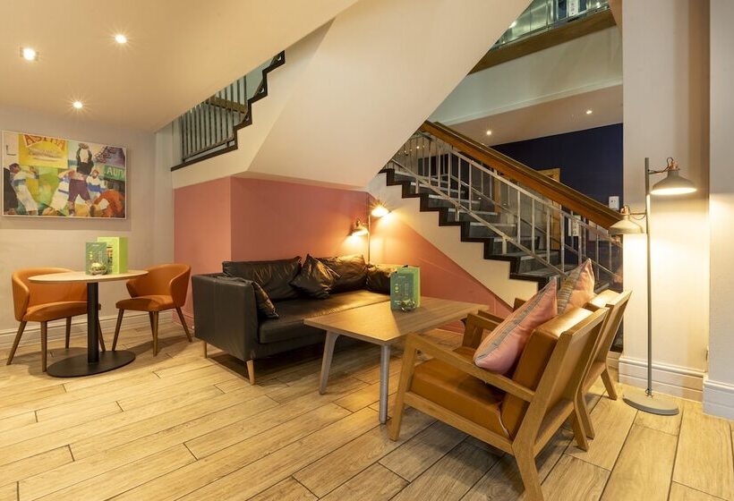 酒店 Holiday Inn Cardiff City, An Ihg